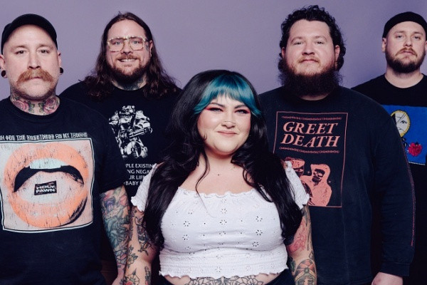 Bite The Hand (AZ)