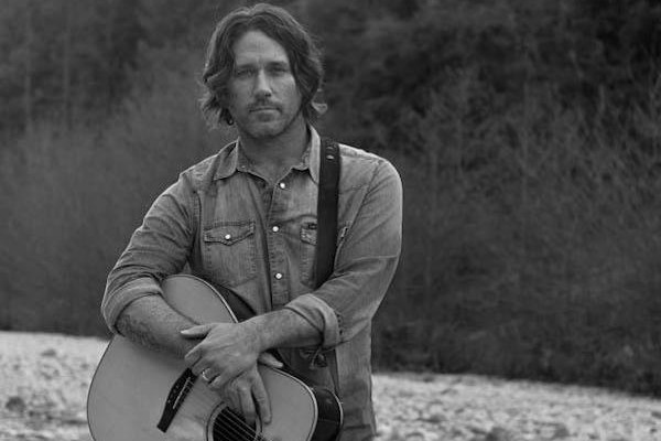 Chuck Ragan