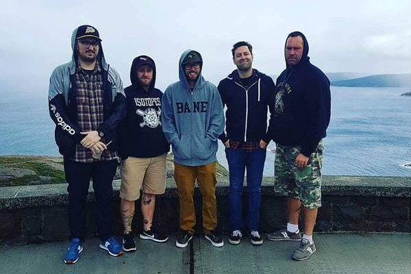 Daggermouth