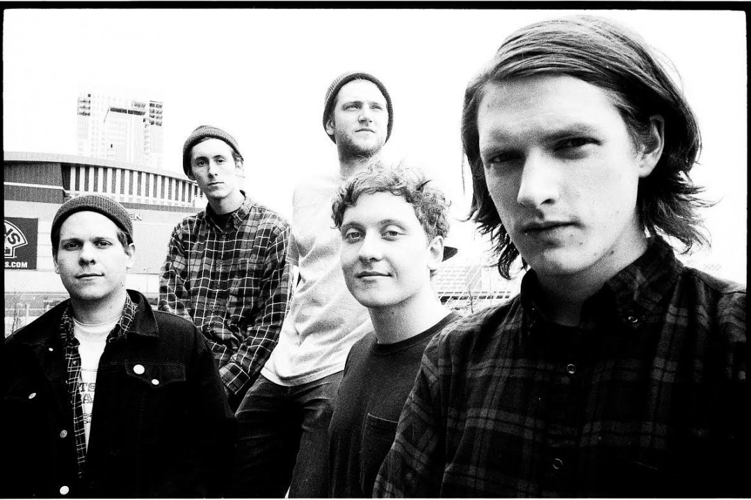 Basement : "Aquasun" (Acoustic) and "My Favourite Game" (Cover)