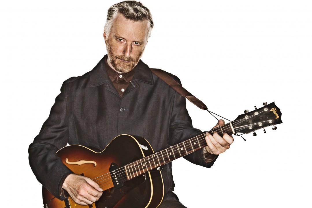 Billy Bragg announces album, releases video