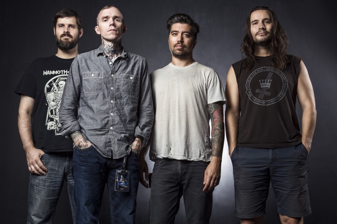 Converge: "Concubine" and "Dark Horse" (Live)