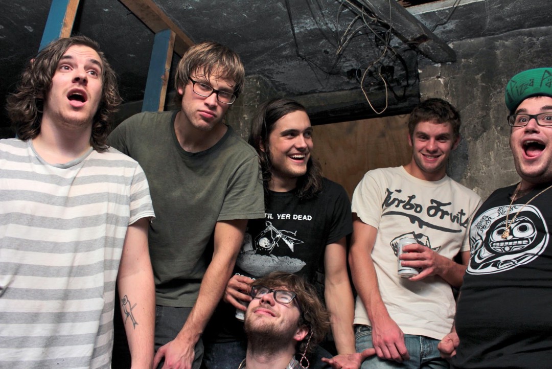 Diarrhea Planet: "Spooners"