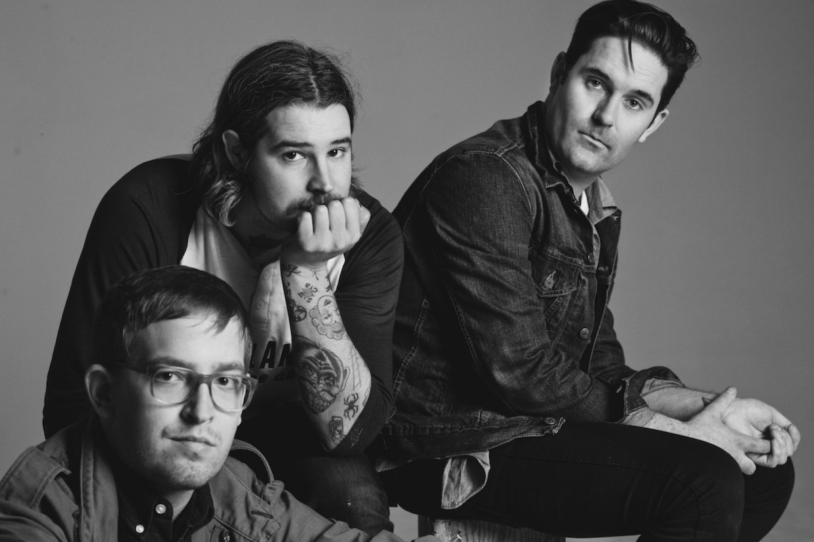 Metz release two new songs