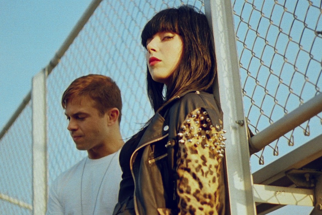 Sleigh Bells: "Young Legends"