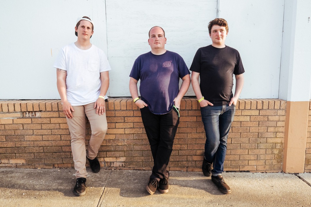 Spraynard: "Applebee's Bar"