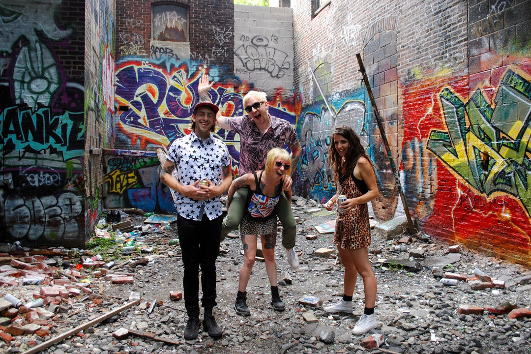 Up! Up! Ups! release acoustic version of "Ooo baby"