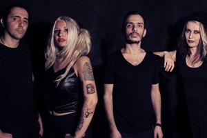 Reptilians From Andromeda: "Fashion, Now!"