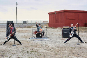 The Young Rochelles announce summer tour