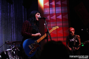 Navel Gazing December 31, 2017 featuring the Punknews Best of 2017 List!