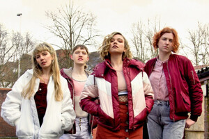 Colour Me Wednesday: "Sunriser"