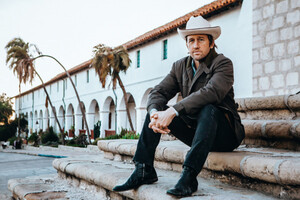 Chris Shiflett releases new song from upcoming album