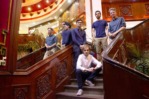 Mss Frnce: "Aime-Moi"