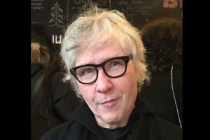 Dan Hickey, formerly of They Might Be Giants, Appears on This Might Be a Podcast