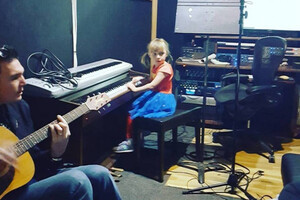 Lovesick Bombs: "Out of Luck"