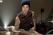 Travis Barker collection scheduled for Guitar Hero: World Tour