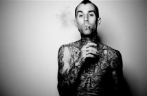 Travis Barker: "Carry It"