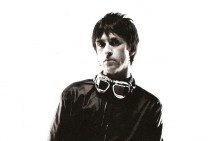 Johnny Marr: "I'll reform the Smiths when the government steps down"