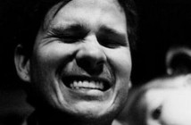 Tom Delonge planning more Angels & Airwaves material, less Blink-182?