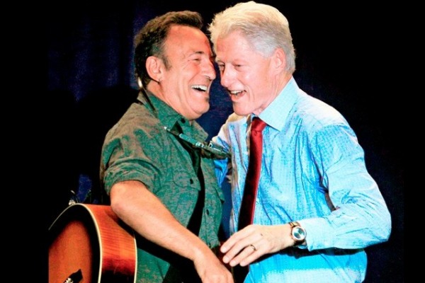 Springsteen posts pro-Obama statement, plays at Ohio rally