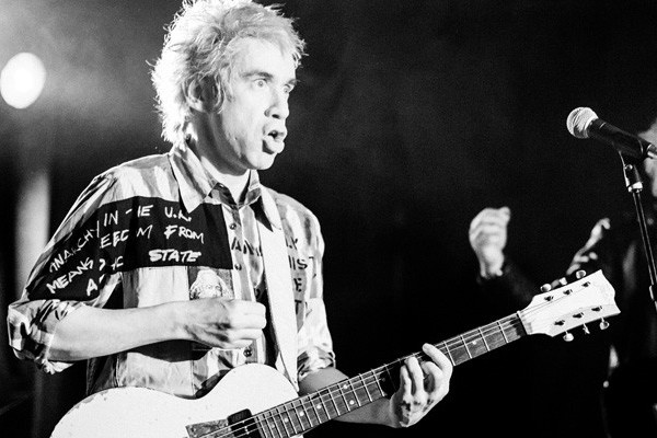 Fred Armisen releases EP of 70s punk parody outfit, Ian Rubbish and the Bizzarros