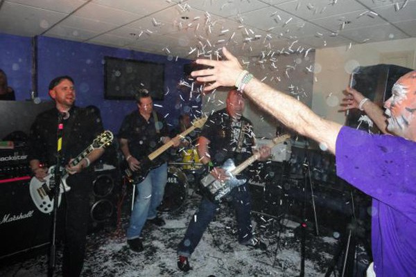 The Sick Livers announce new LP