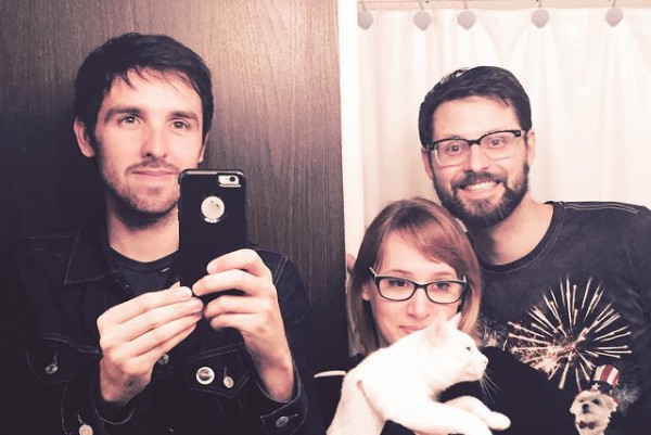 Living Decent (Awkward Age, DoGs) release debut EP