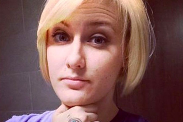 Frontwoman of Counterfeit accused of defrauding cancer fund