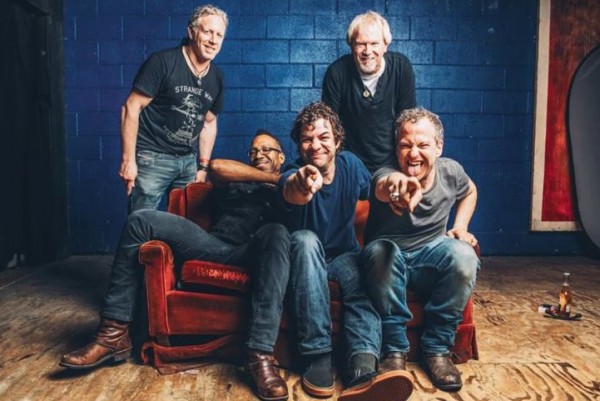 The Dean Ween Group: "I Love You All The Time" (Eagles of Death Metal)