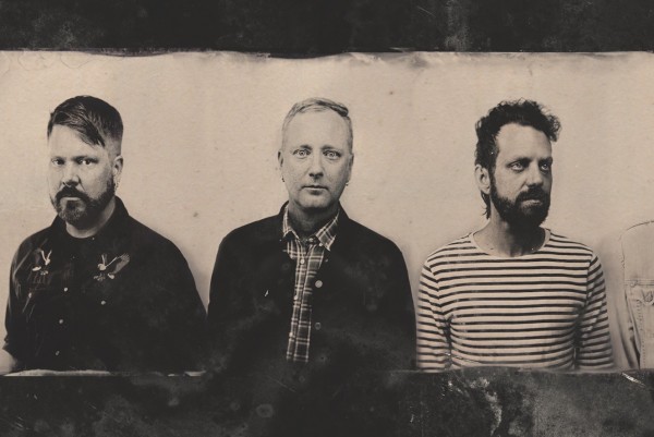 Sunset Shipwrecks: "Leave Me in the Grove" (Punknews Exclusive)