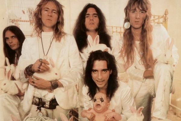 Original Alice Cooper group to reunite for new tracks