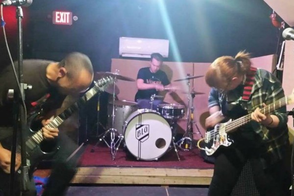 Teenage Bigfoot: '2 Lit 2 Quit '