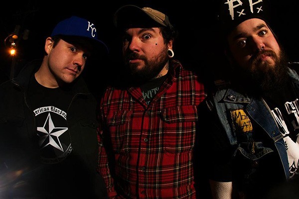 American Dischord on tour