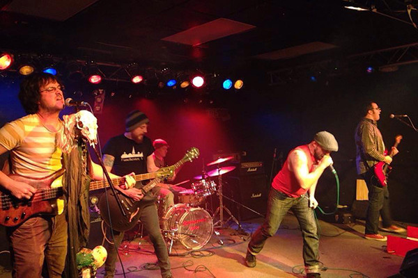 The Benzoes release new LP "Player Select"