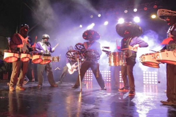 Itchy-O to release double live album
