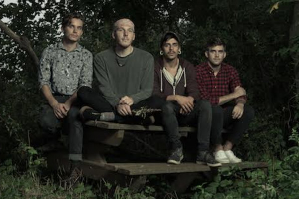 Hodera: "Four White Walls" (Punknews Exclusive)