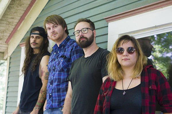 Attic Salt performs "Passenger" at LFTRR