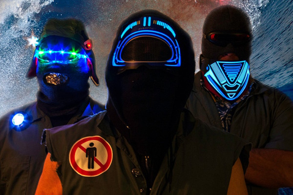 Tsunamibots and Brand New Luddites to release split LP