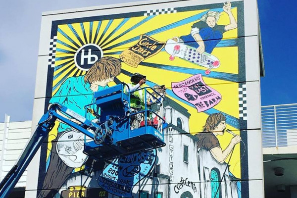 Hermosa Beach mural pays tribute to Black Flag, Descendents, Circle Jerks, Redd Kross, more