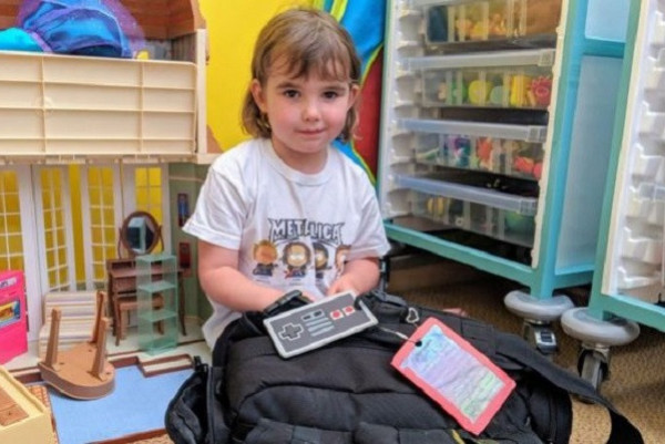 4 year old on band guestlist for life after finding stolen wedding ring