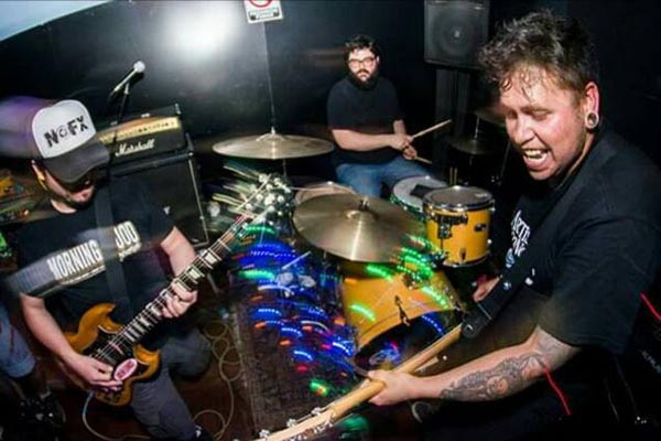 69 Enfermos and Symphony of Distraction announce Brasil tour