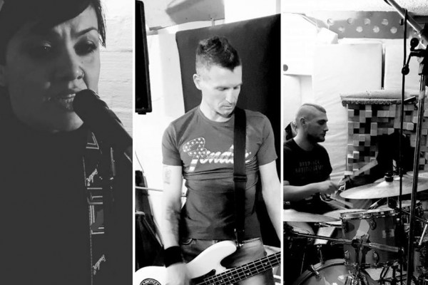 Beatersband cover "Baby, I Love You."