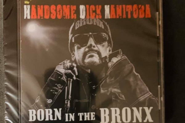 Handsome Dick Manitoba completes solo album