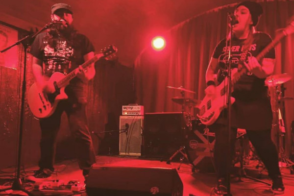 Watch Teenage Bigfoot play a live show... RIGHT NOW!!!