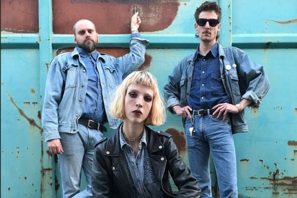 Suck release new single, to release new album