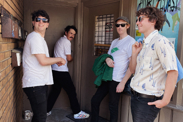 Kiwi Jr. sign to Sub Pop Records, release new video