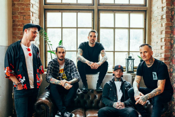 Movin In Stereo : "No Plan B"