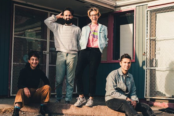 Future Teens announce EP, release "Guest Room"