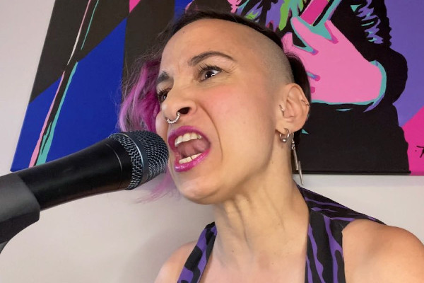 Talli Osborne covers NOFX with Punk Rock Karaoke
