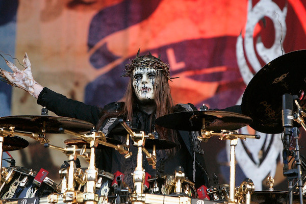 Joey Jordison, founding drummer of Slipknot, has passed away